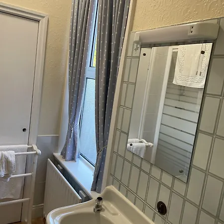 Emerald Konukevi York