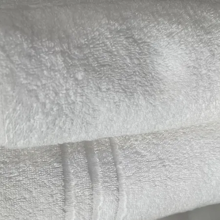 Emerald Konukevi York